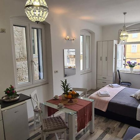 Old Square View Apartment Split Kültér fotó